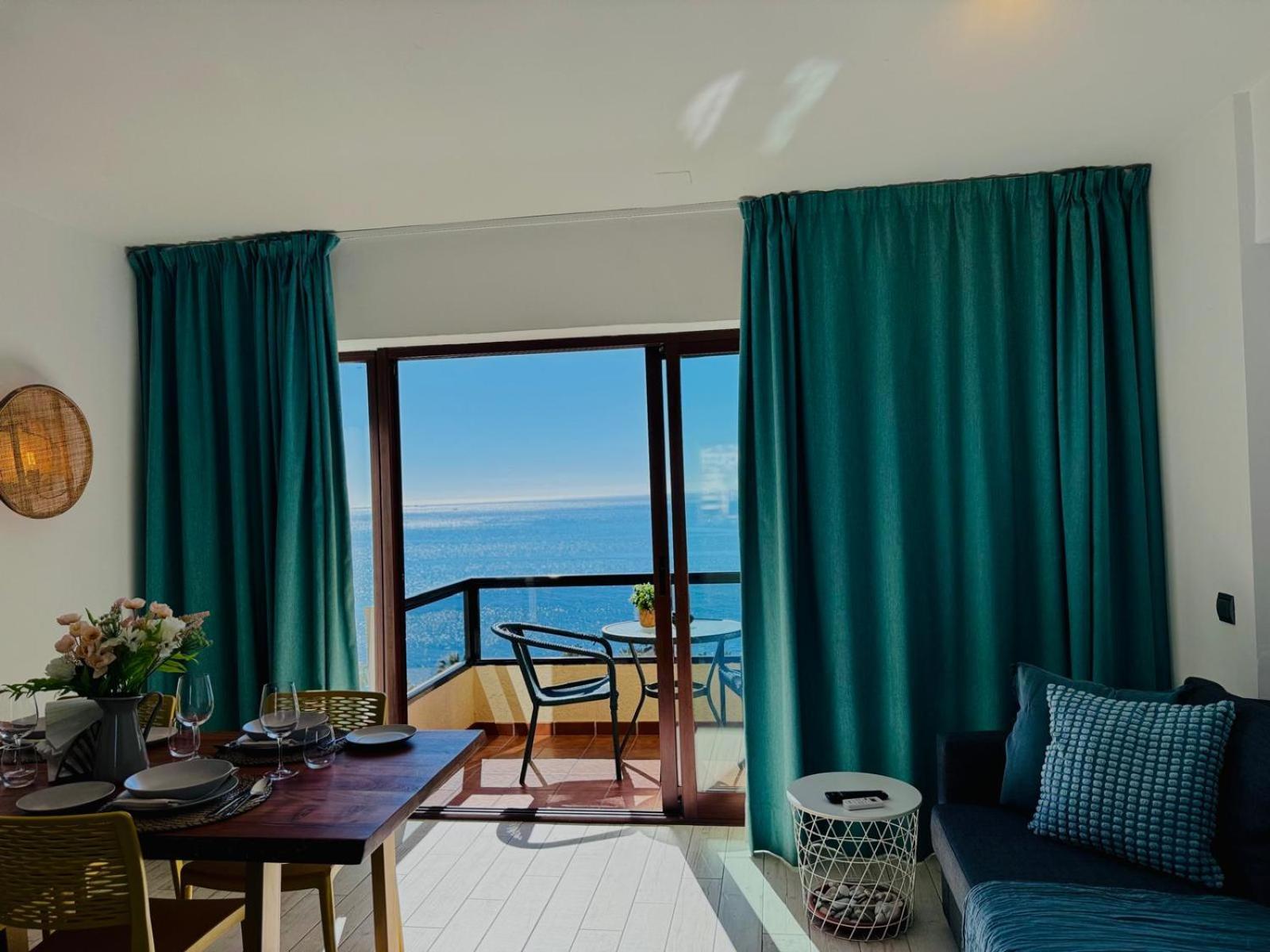 Aloha Playa Studio Sea Views Benalmadena Luaran gambar