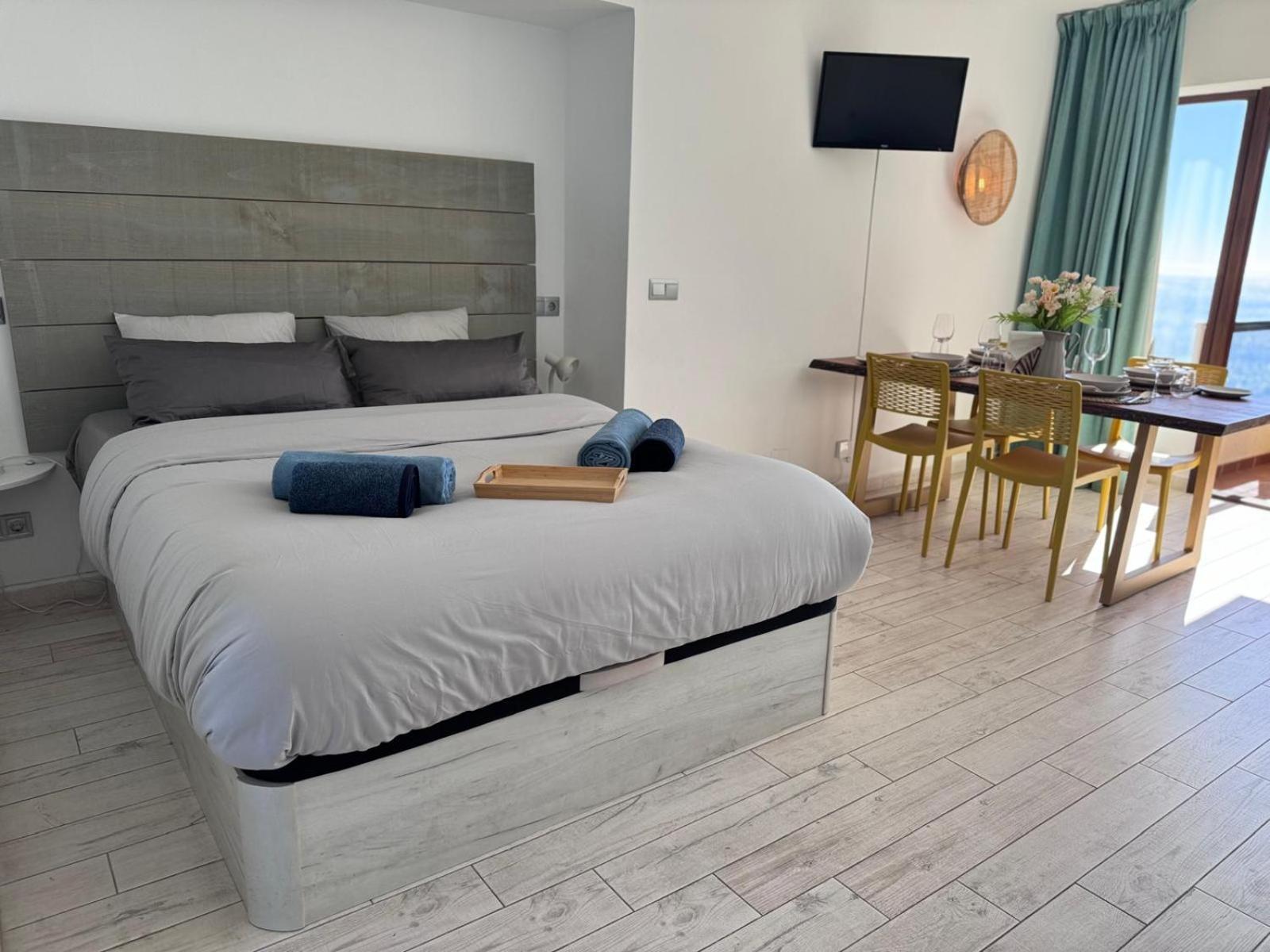 Aloha Playa Studio Sea Views Benalmadena Luaran gambar