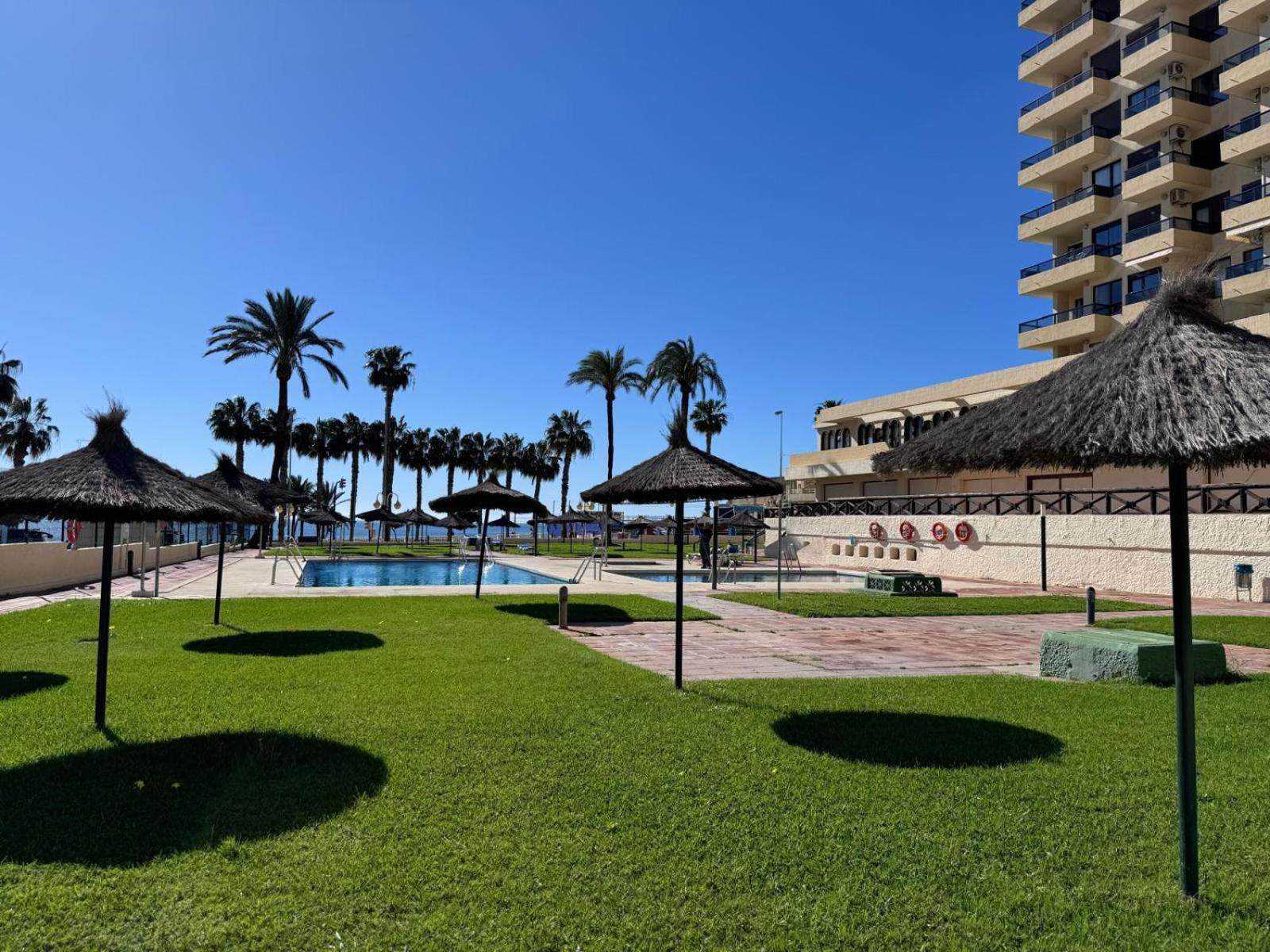 Aloha Playa Studio Sea Views Benalmadena Luaran gambar